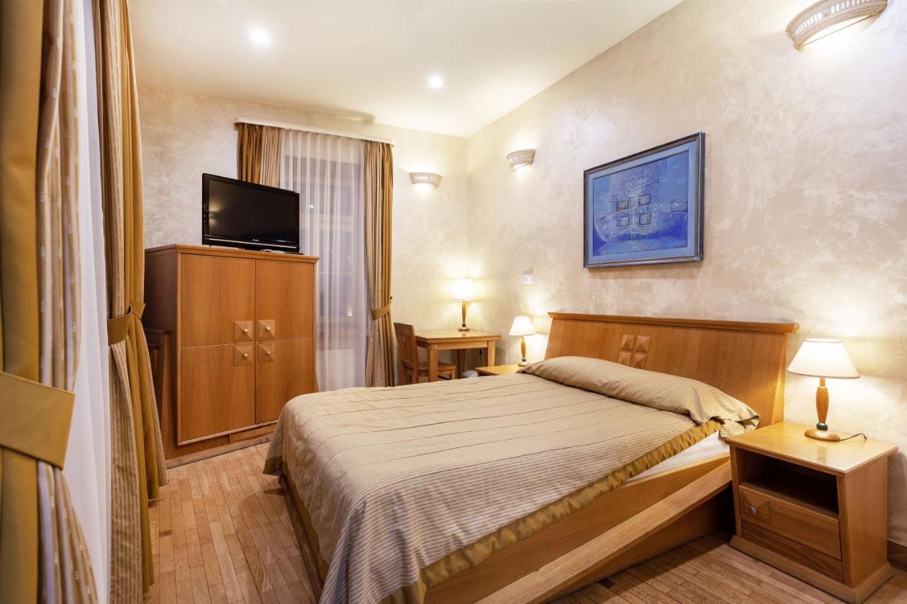 Atrium Suites VNO Exterior foto