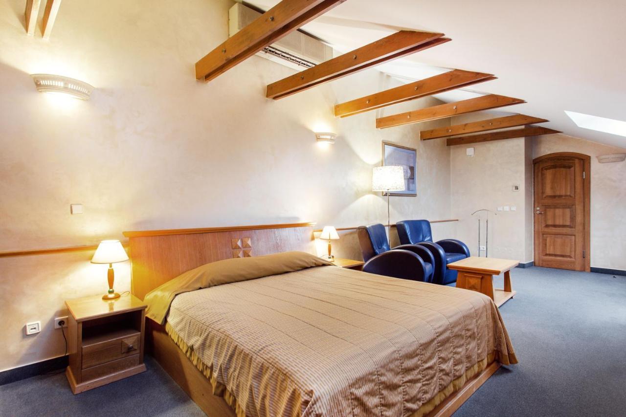 Atrium Suites VNO Exterior foto