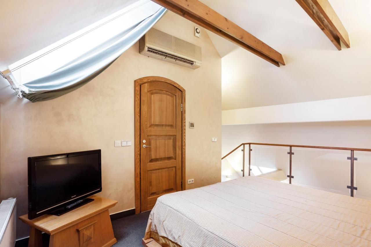 Atrium Suites VNO Exterior foto