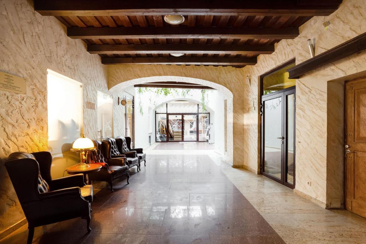 Atrium Suites VNO Exterior foto