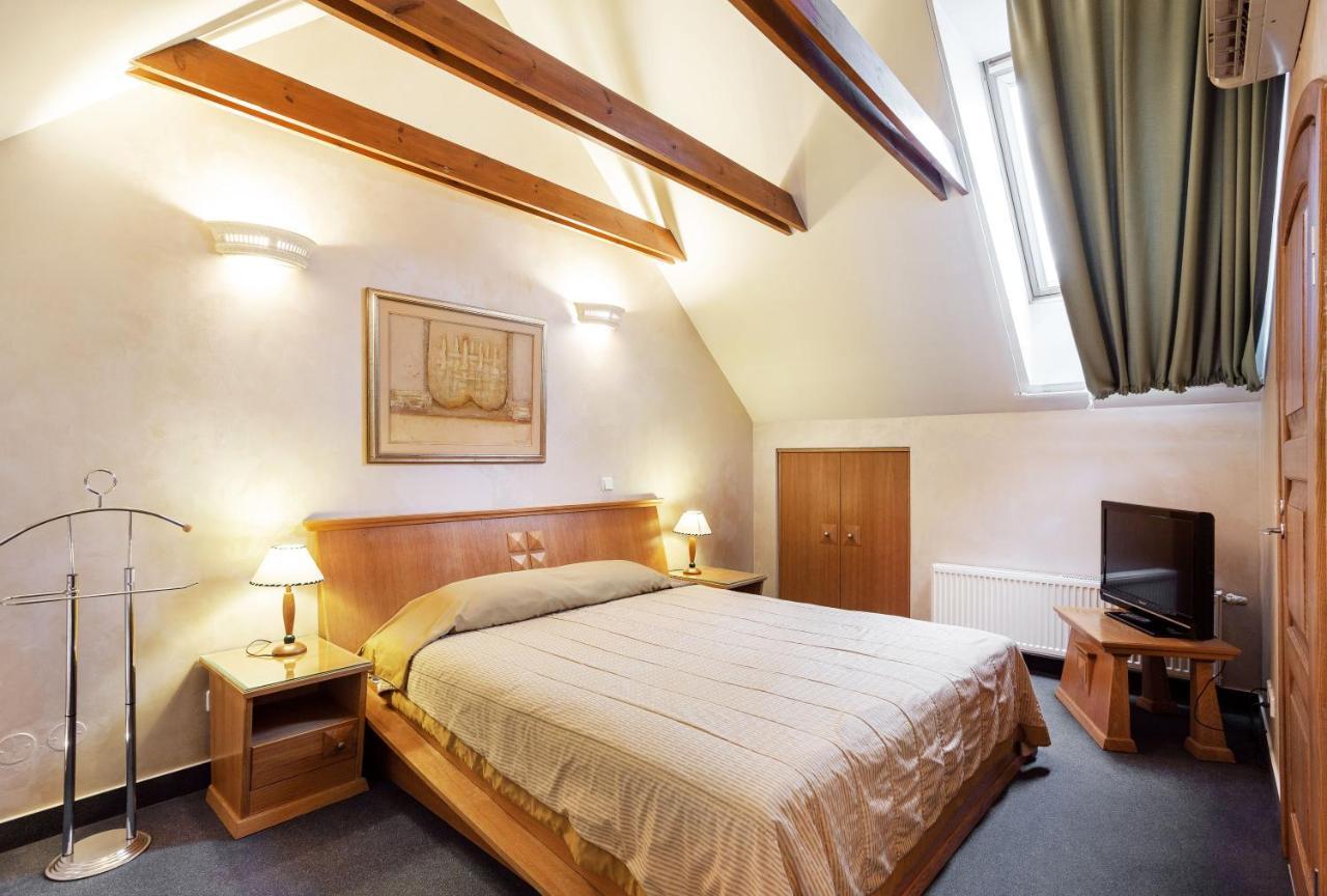 Atrium Suites VNO Exterior foto