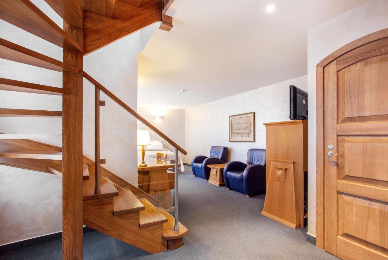 Atrium Suites VNO Exterior foto